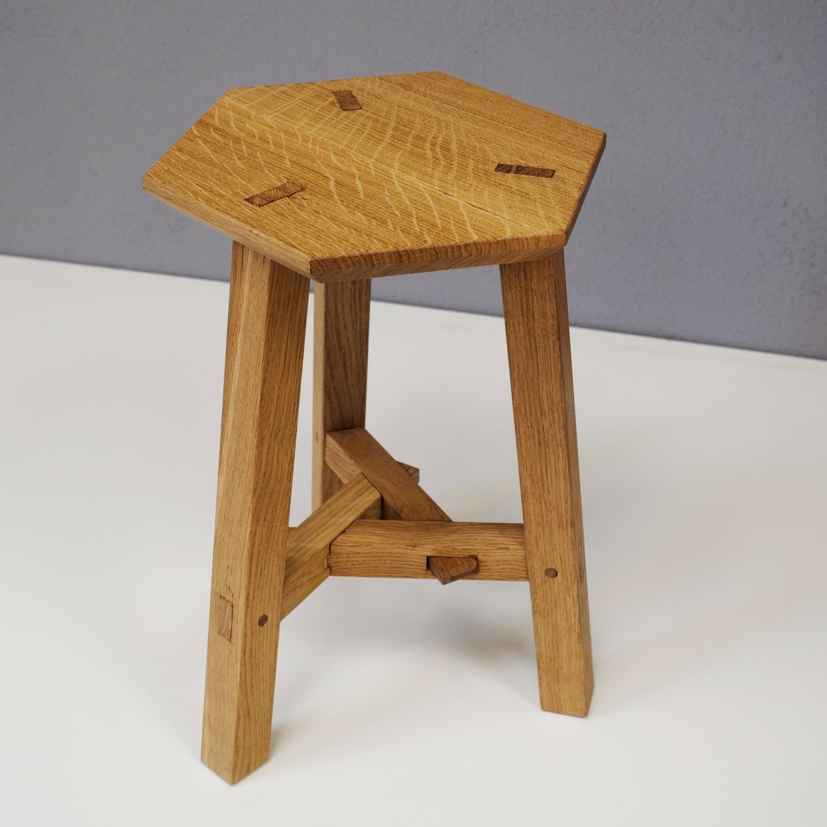 Dreibein-Hocker (Bauanleitung)